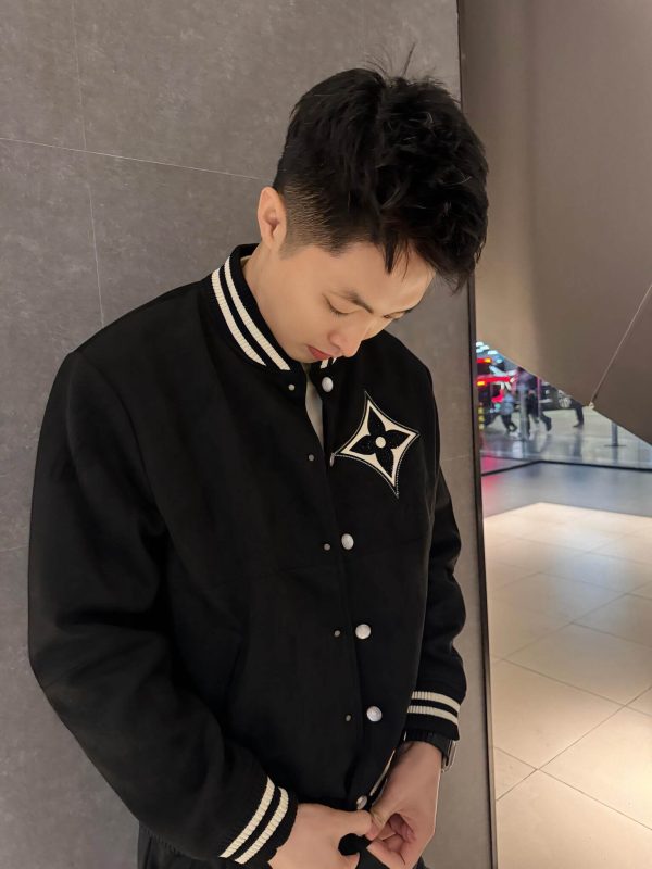 Louis Vuitton Signature Varsity Blouson Monogram Flower Patch Black (9) Louis Vuitton Signature Varsity Blouson Monogram Flower Patch Black