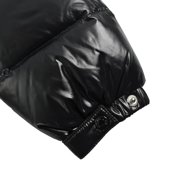 Moncler Barante Hooded Short Down Jacket Glossy Black (10) Moncler Barante Hooded Short Down Jacket Glossy Black
